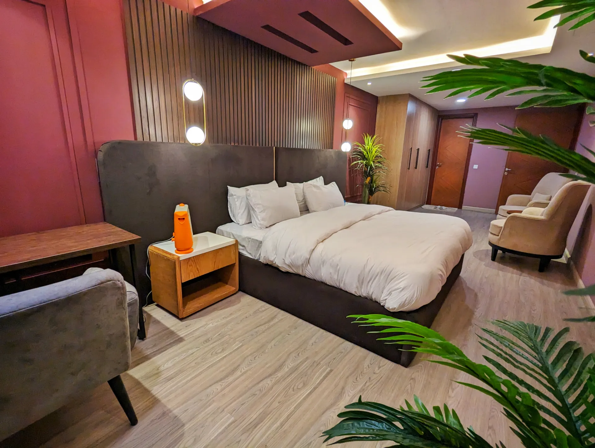 The Apex One-Bed Suite
