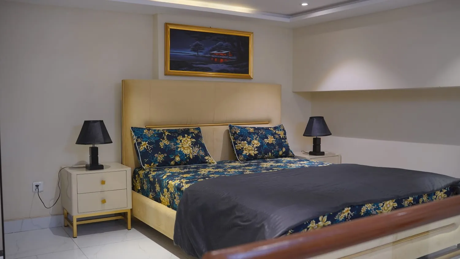 The Urbanist One-Bed Suite